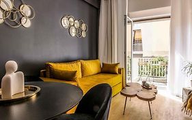 Classy Apartment In Athens